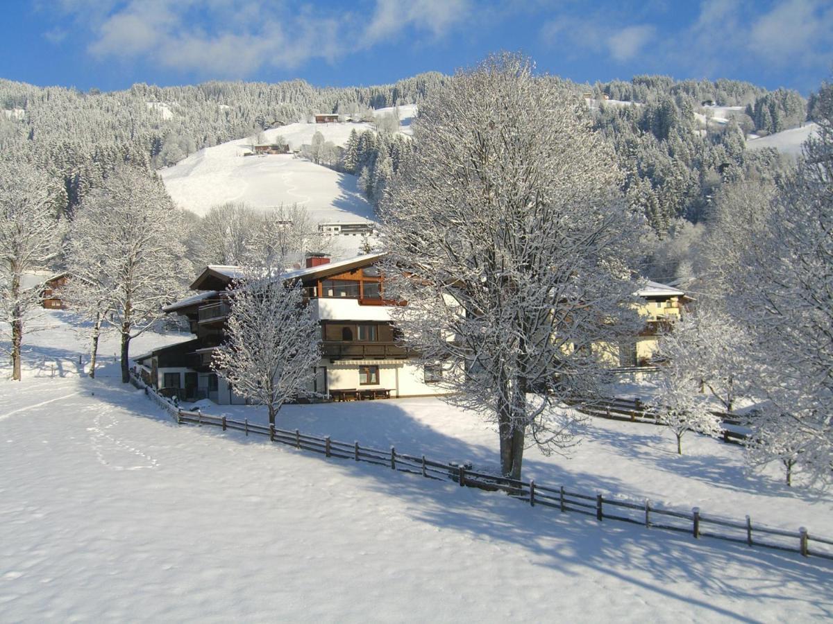Gaestehaus Hofer Brixen im Thale Exterior foto